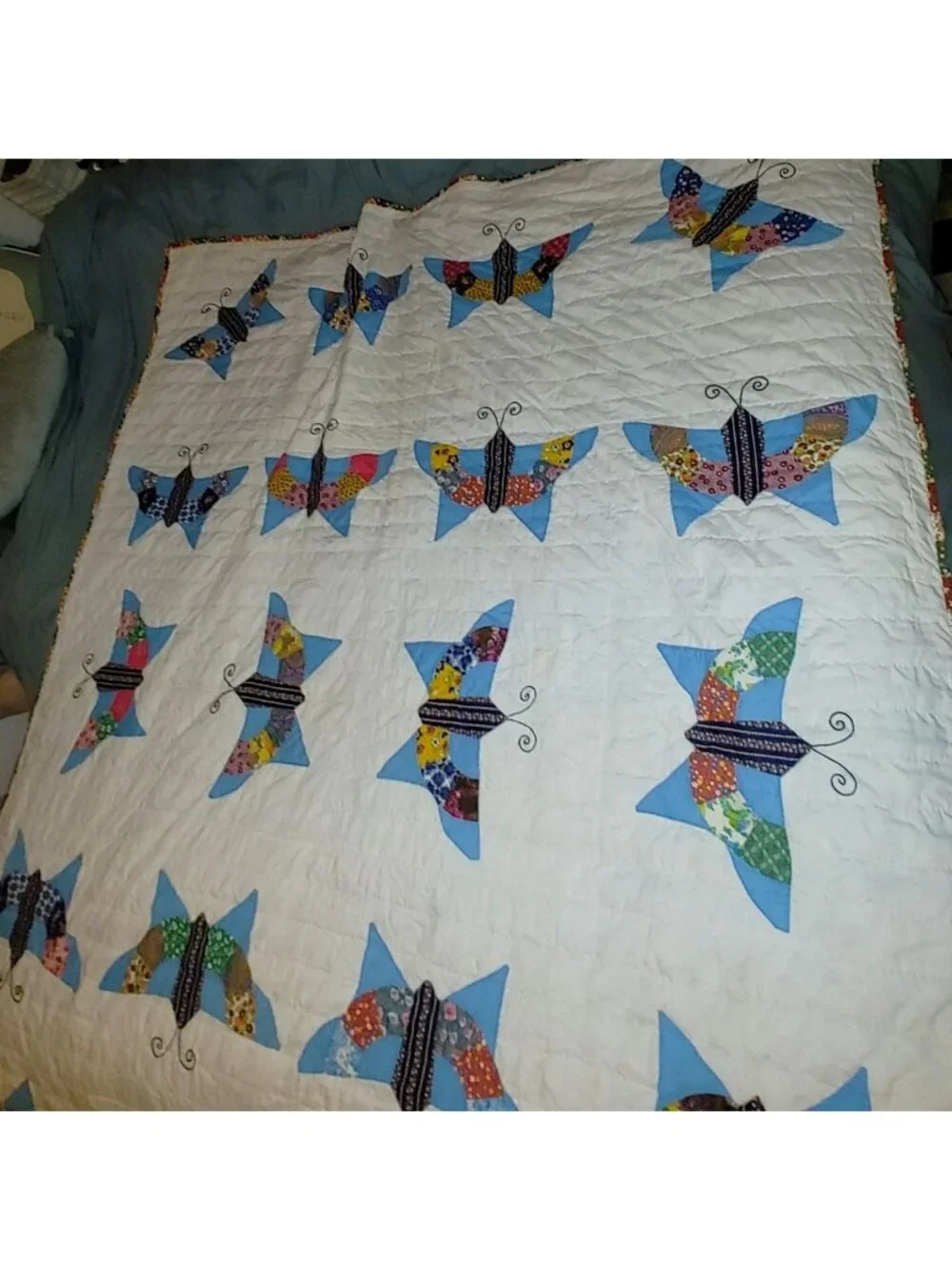 1970s Butterfly Quilt Vintage Handmade Multi Color Patchwork Appliqué 80 by 64
